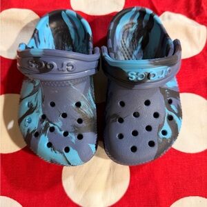 CROCS Kids' Blue and Black Sandals